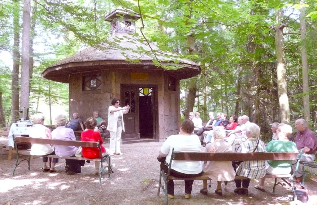 Rindenkapelle im Kurpark